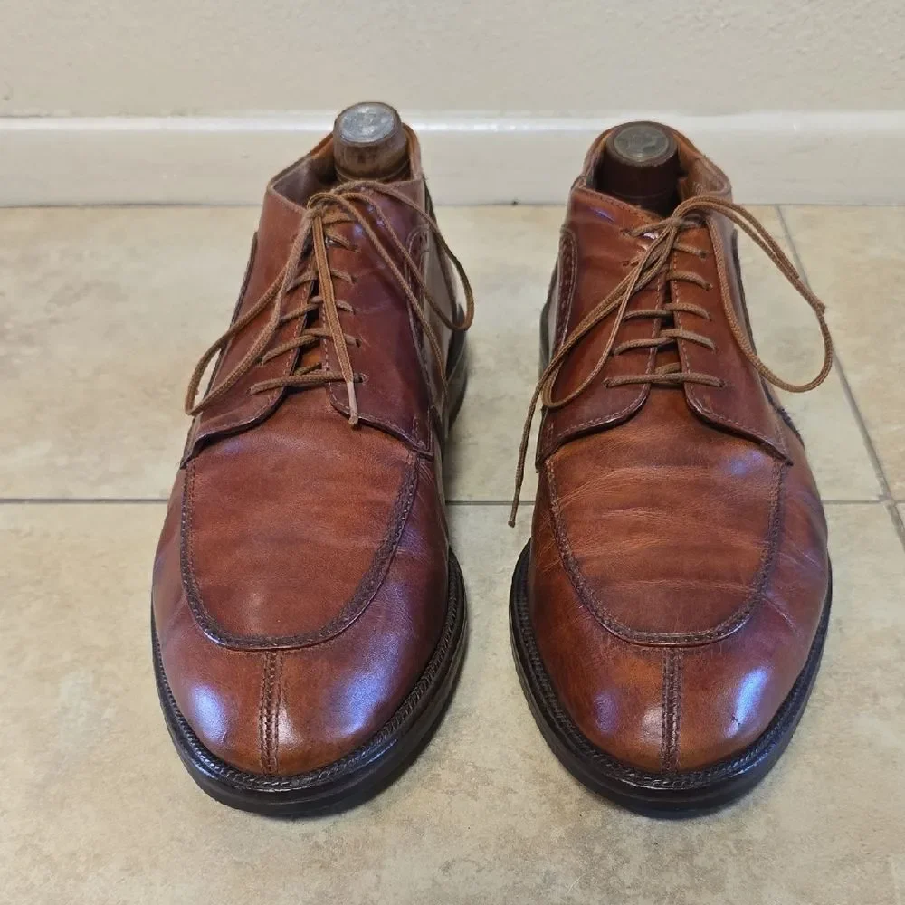 Classic Brown Leather Oxford Shoes